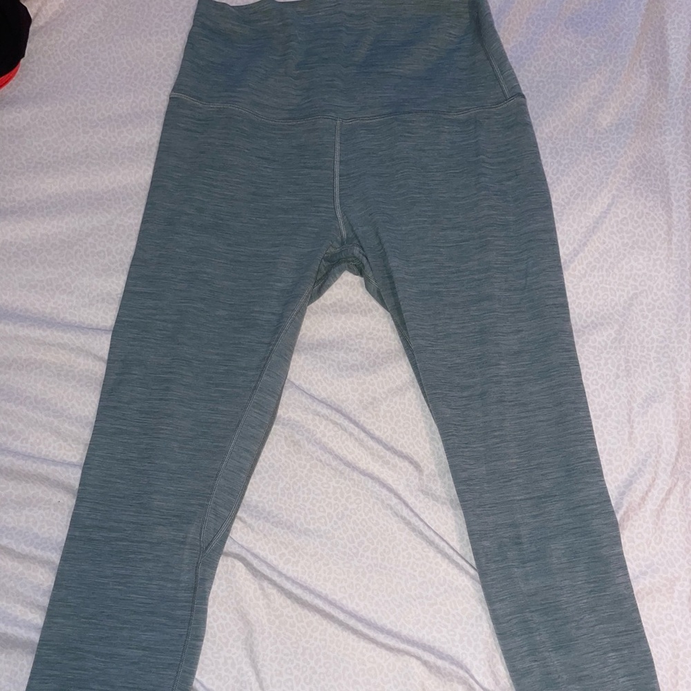 Lululemon leggings size 10